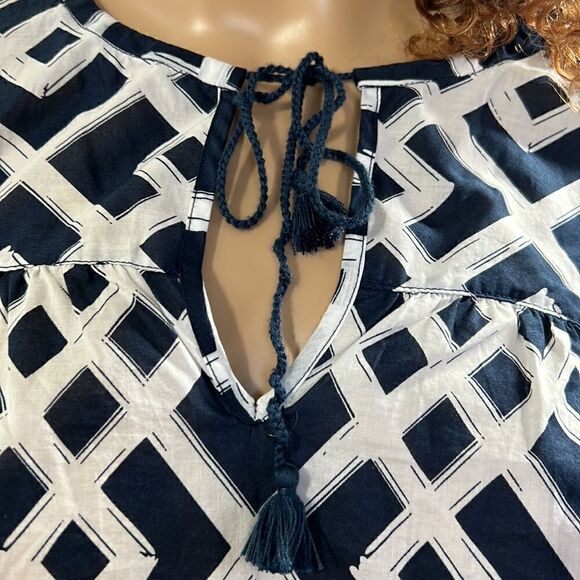 Vineyard Vines Lattice Pattern Top XS - Picture 5 of 6